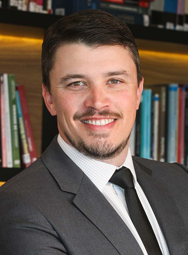 MARCELO AZAMBUJA ARAUJO