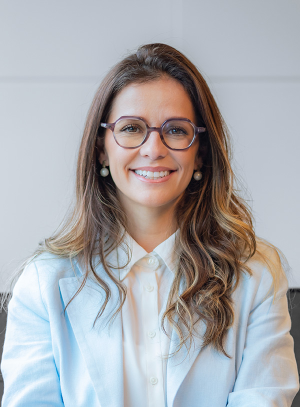 LUIZA FARIAS MARTINS
